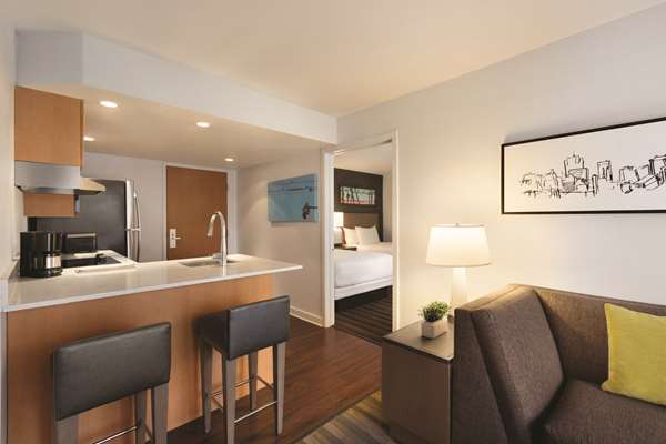  - Hyatt House Hotel Airport Miami
