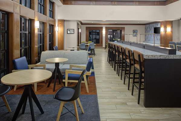 Pool - Hyatt House Hotel East Norriton