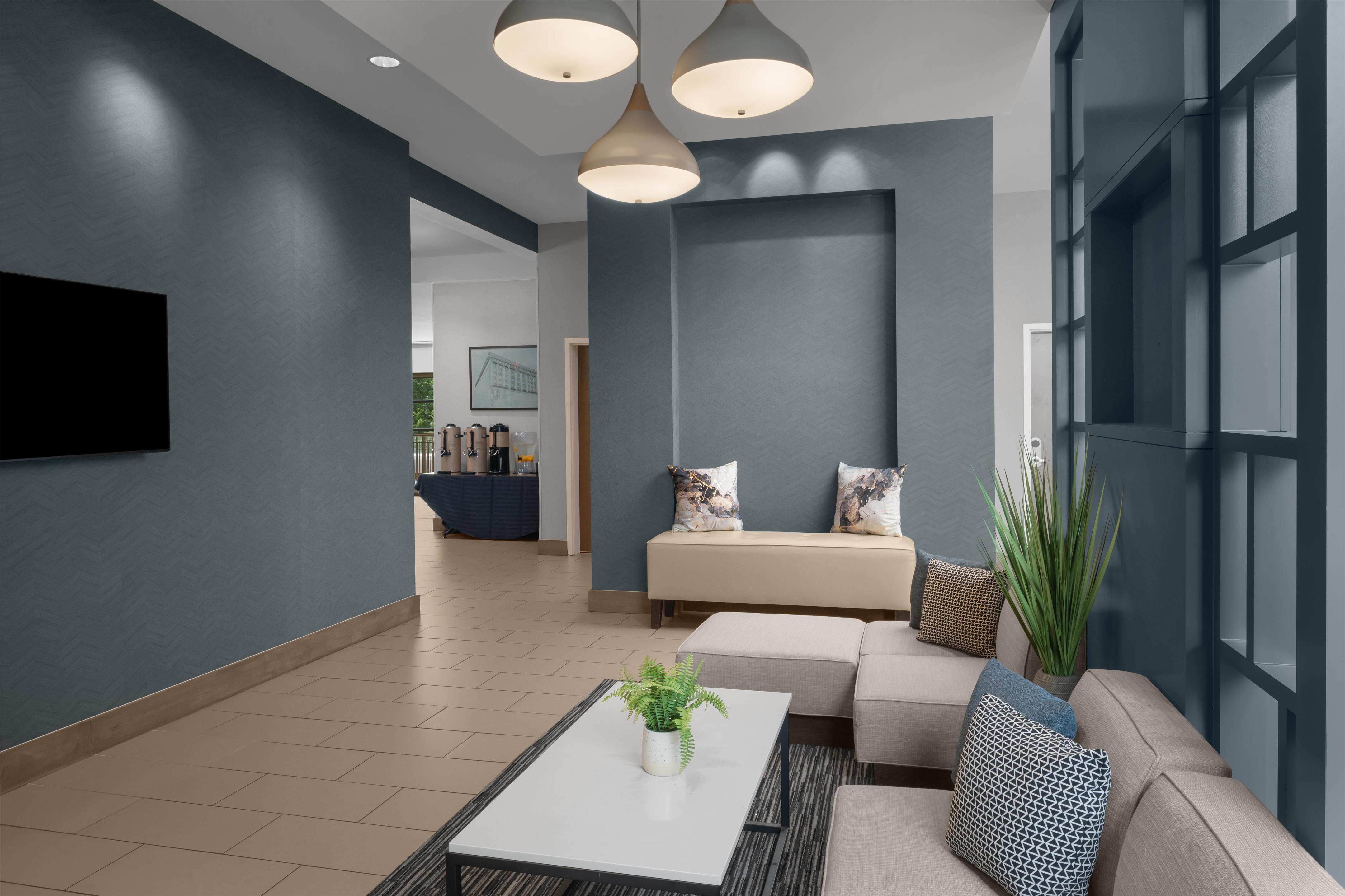 Lobby | HYATT house Pittsburgh-South Side