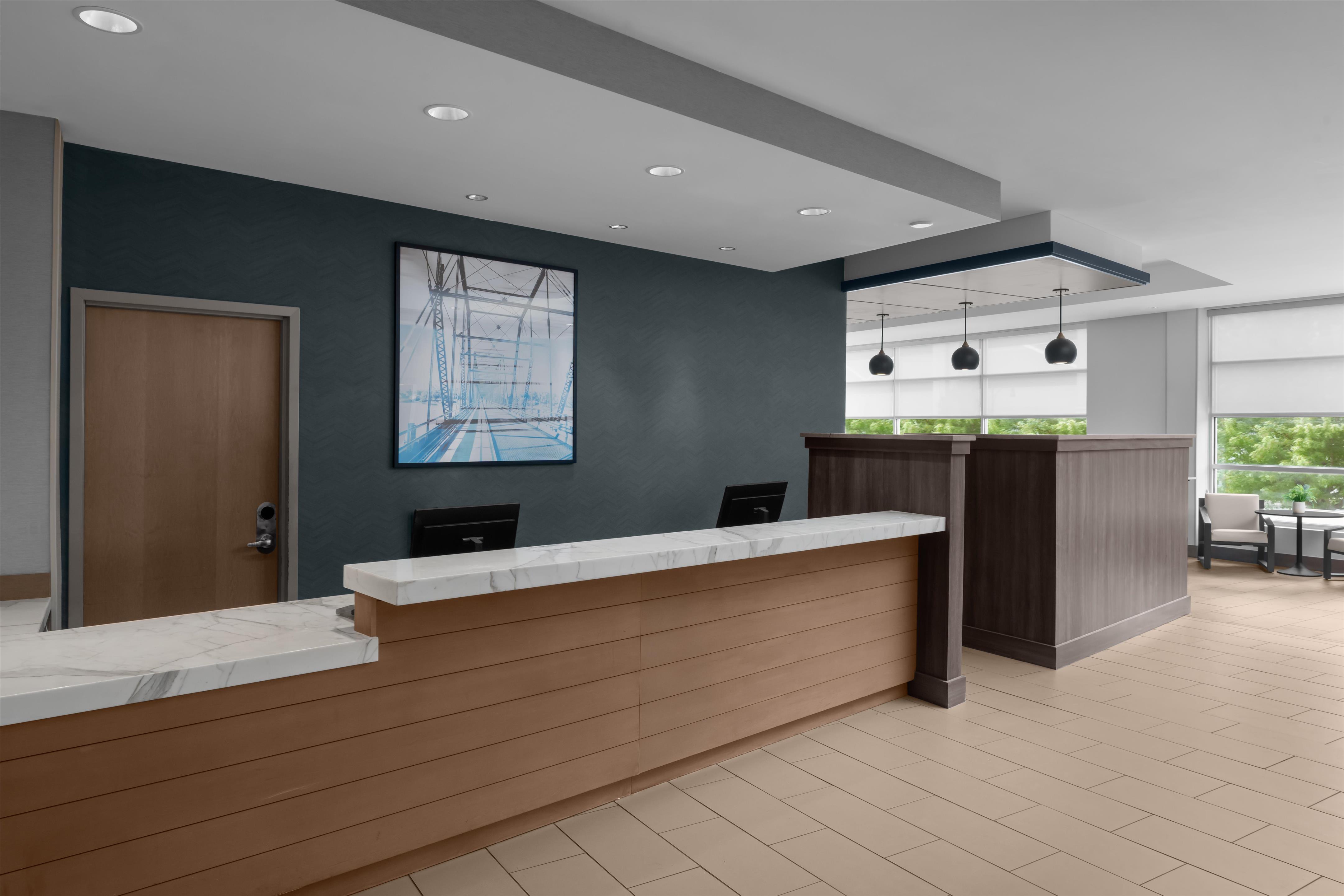 Lobby | HYATT house Pittsburgh-South Side