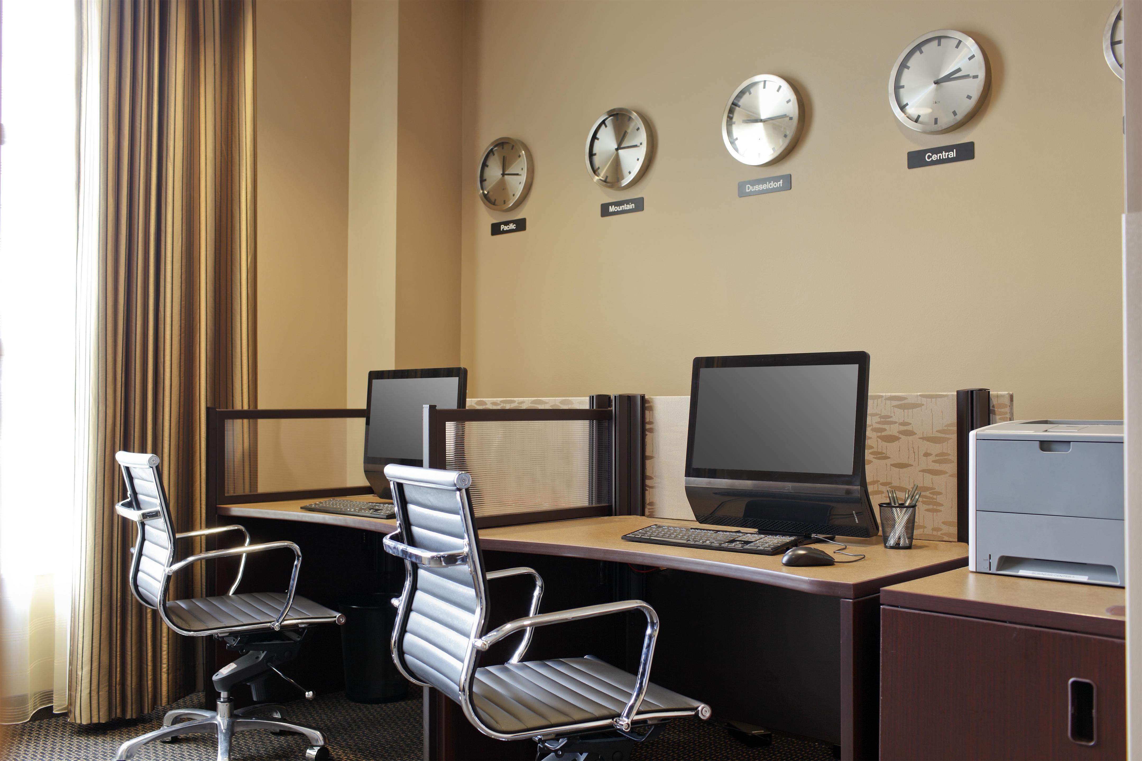 Lobby | HYATT house Raleigh Durham Airport