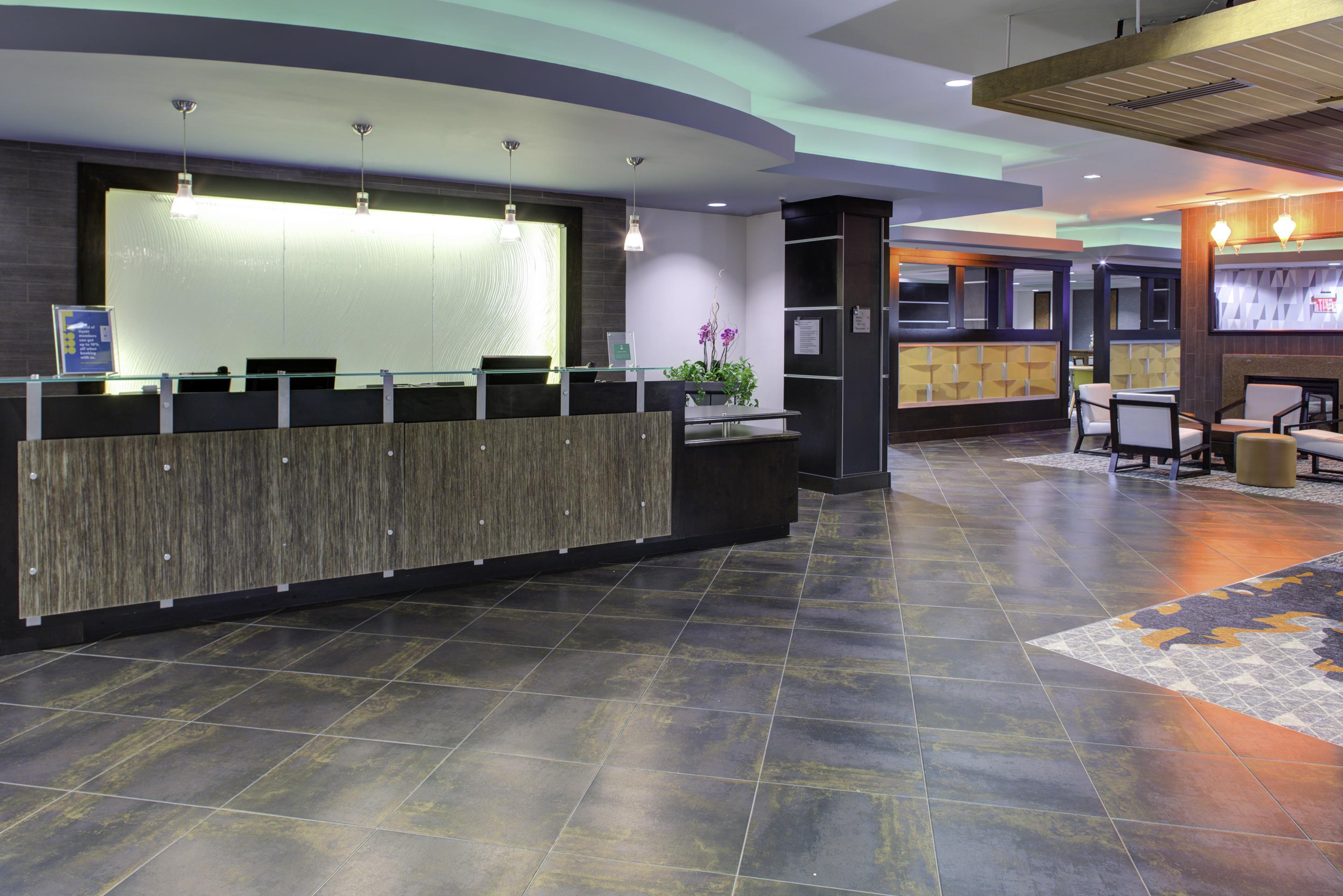 Lobby | HYATT house Raleigh Durham Airport