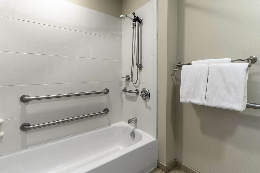 HYATT HOUSE RICHMOND/SHORT PUMP-guestroom-Guest Room,Bathroom,On-Site.jpg