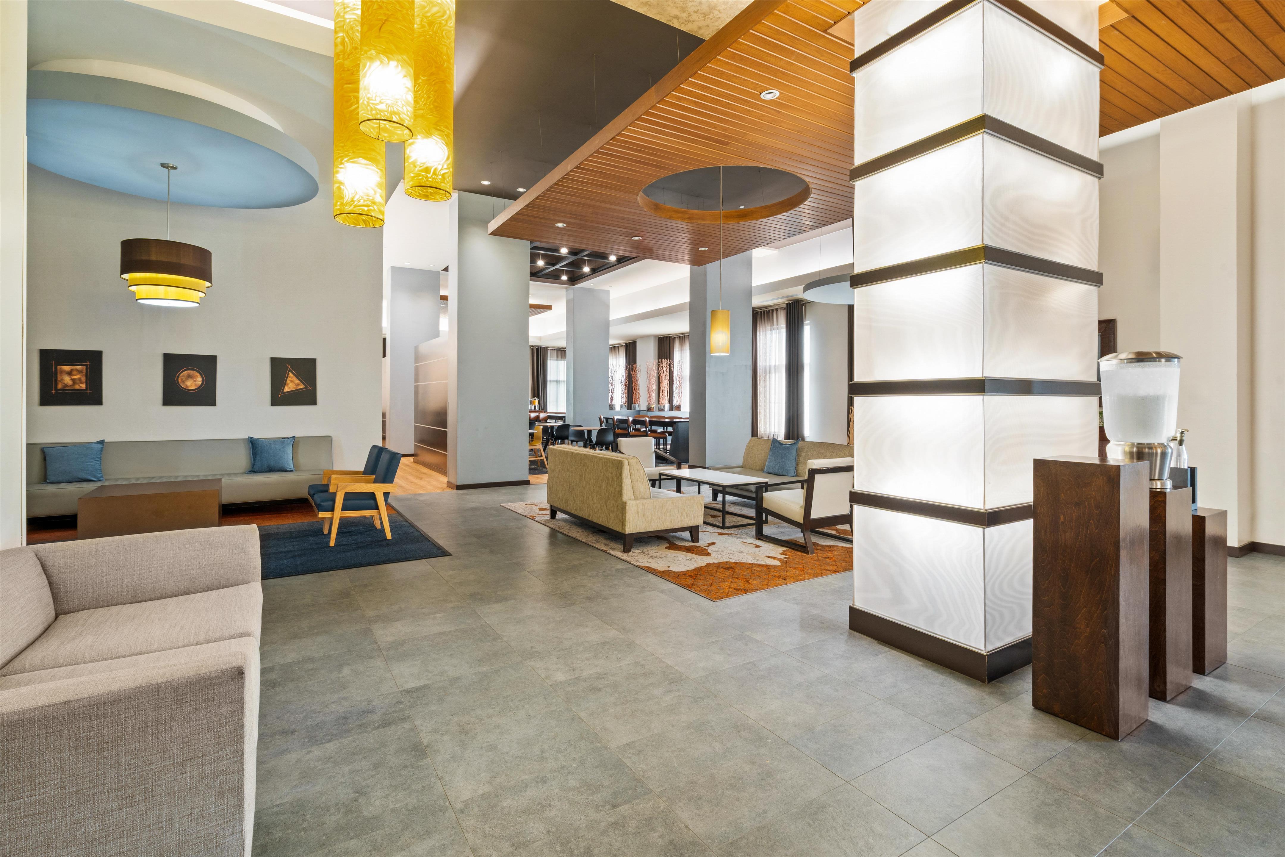 Lobby | Hyatt House Richmond / Short Pump