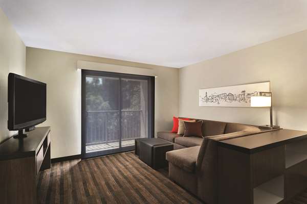 Suite - Hyatt House Hotel San Diego - I-805, Exits 27 & 27A
