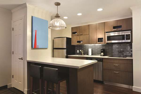 Suite - Hyatt House Hotel San Diego - I-805, Exits 27 & 27A