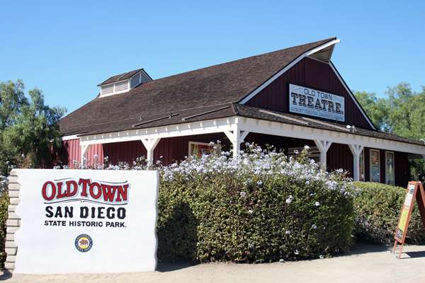  - Hyatt House Hotel San Diego - I-805, Exits 27 & 27A