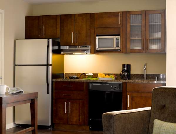 Suite - Hyatt House Hotel Redmond