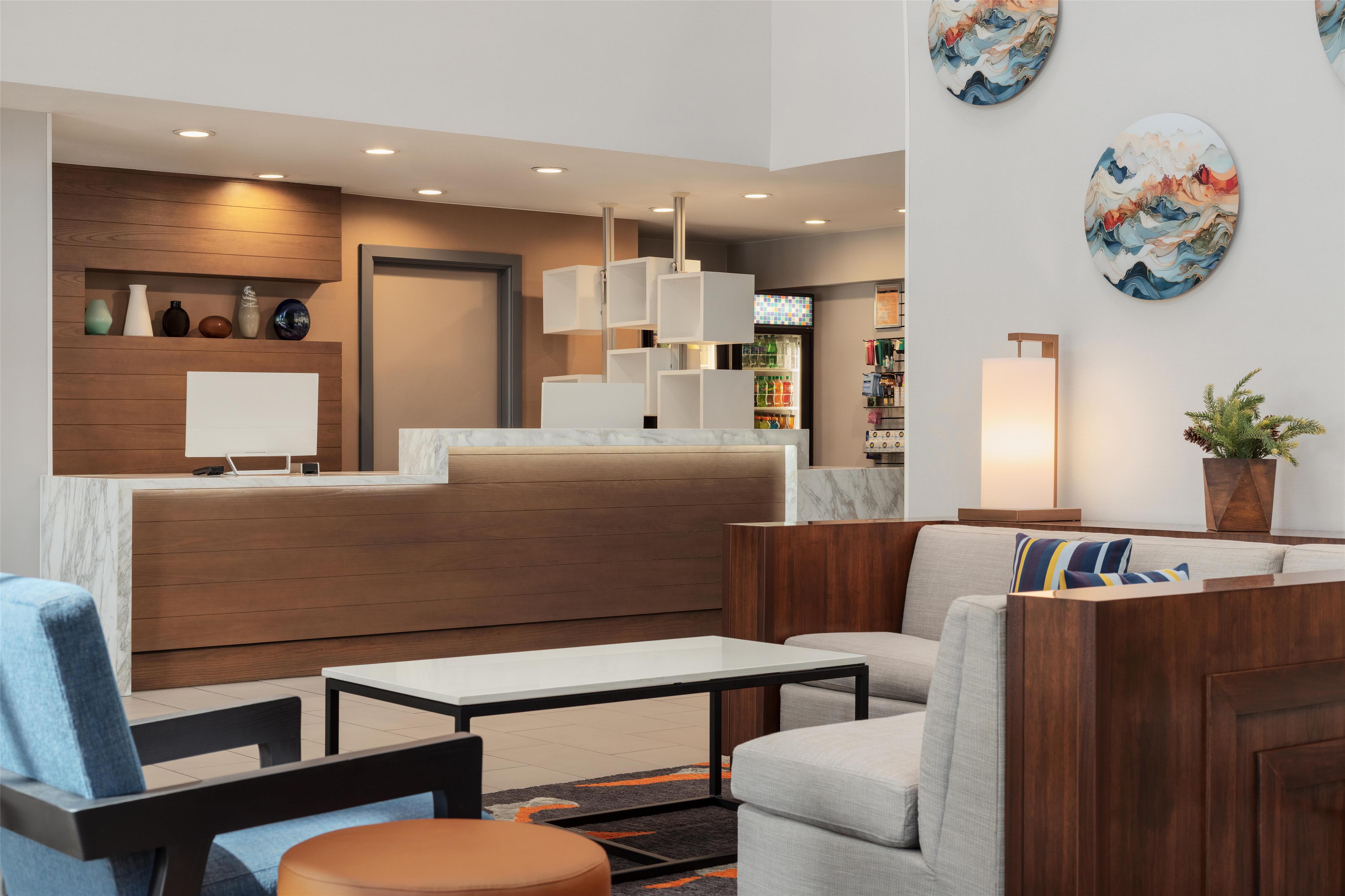 Lobby | HYATT house Cypress/Anaheim
