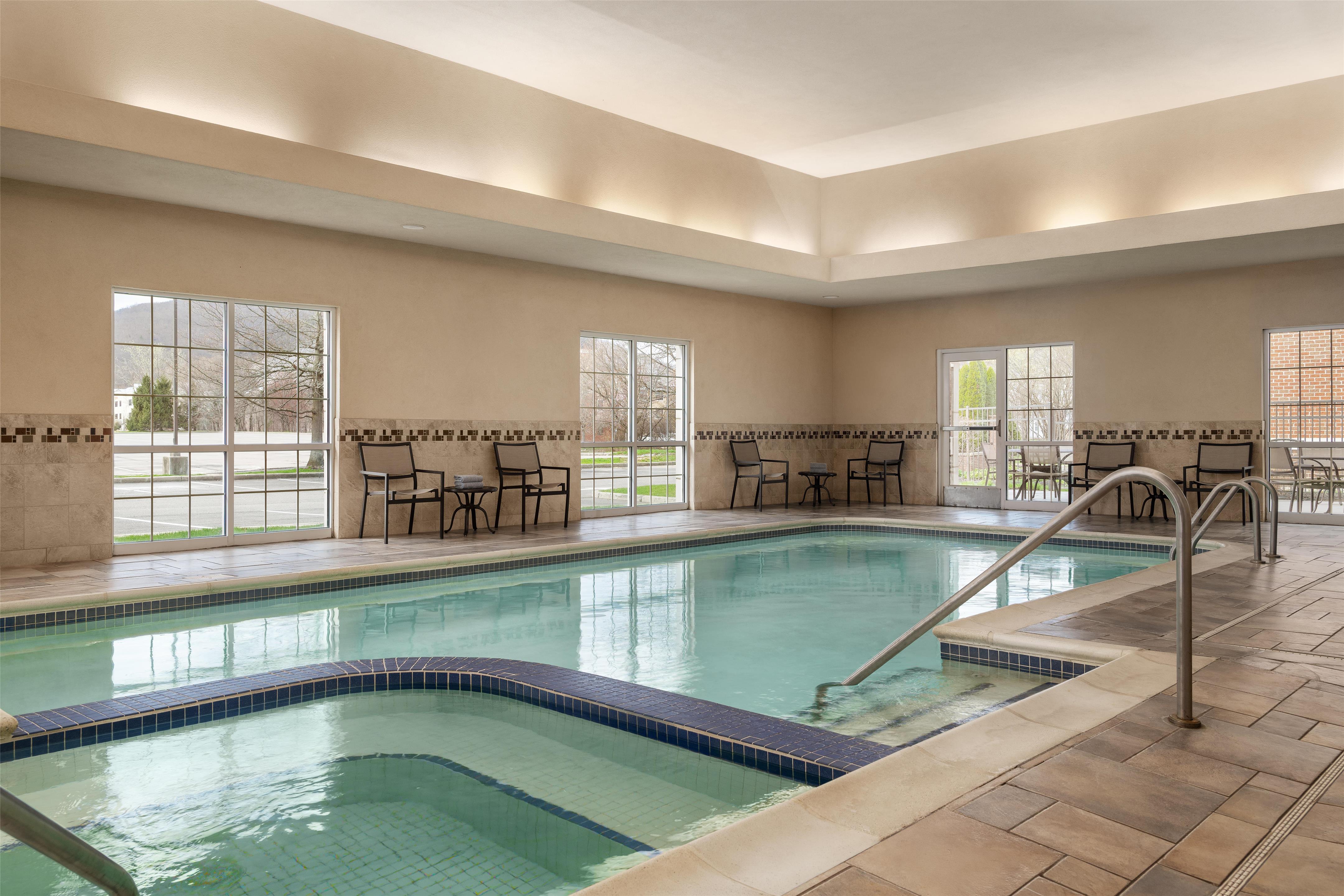 Pool | HYATT house Fishkill/Poughkeepsie