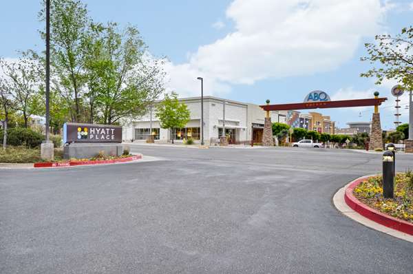  - Hyatt Place Hotel Uptown Albuquerque - I-40, Exit 162