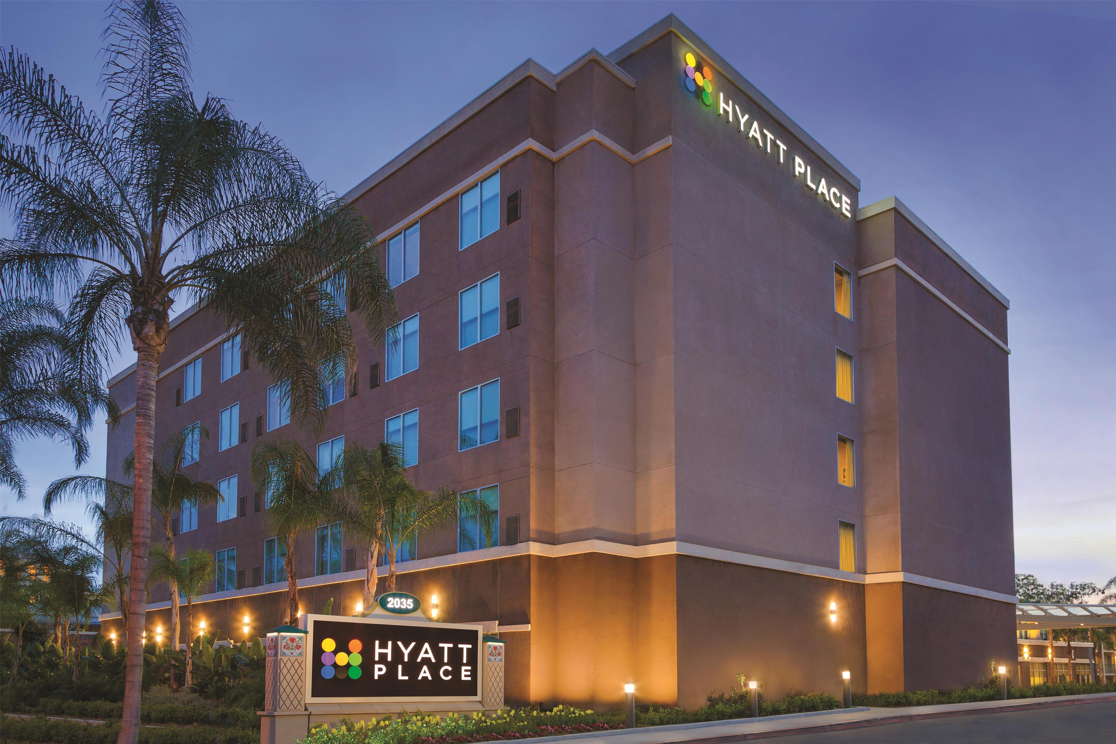 Exterior | Hyatt Place at Anaheim Resort/Convention Center