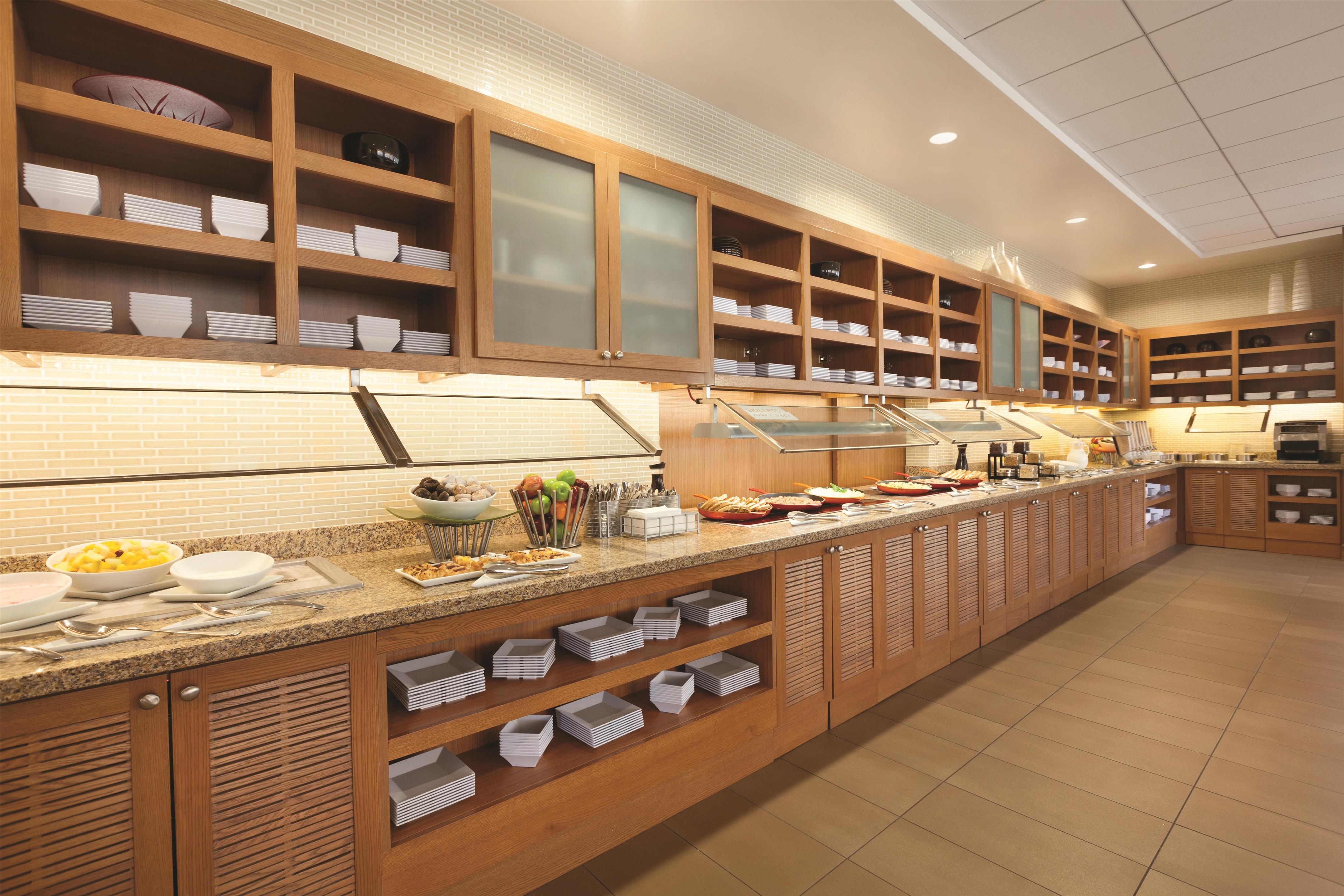 Restaurant | Hyatt Place at Anaheim Resort/Convention Center