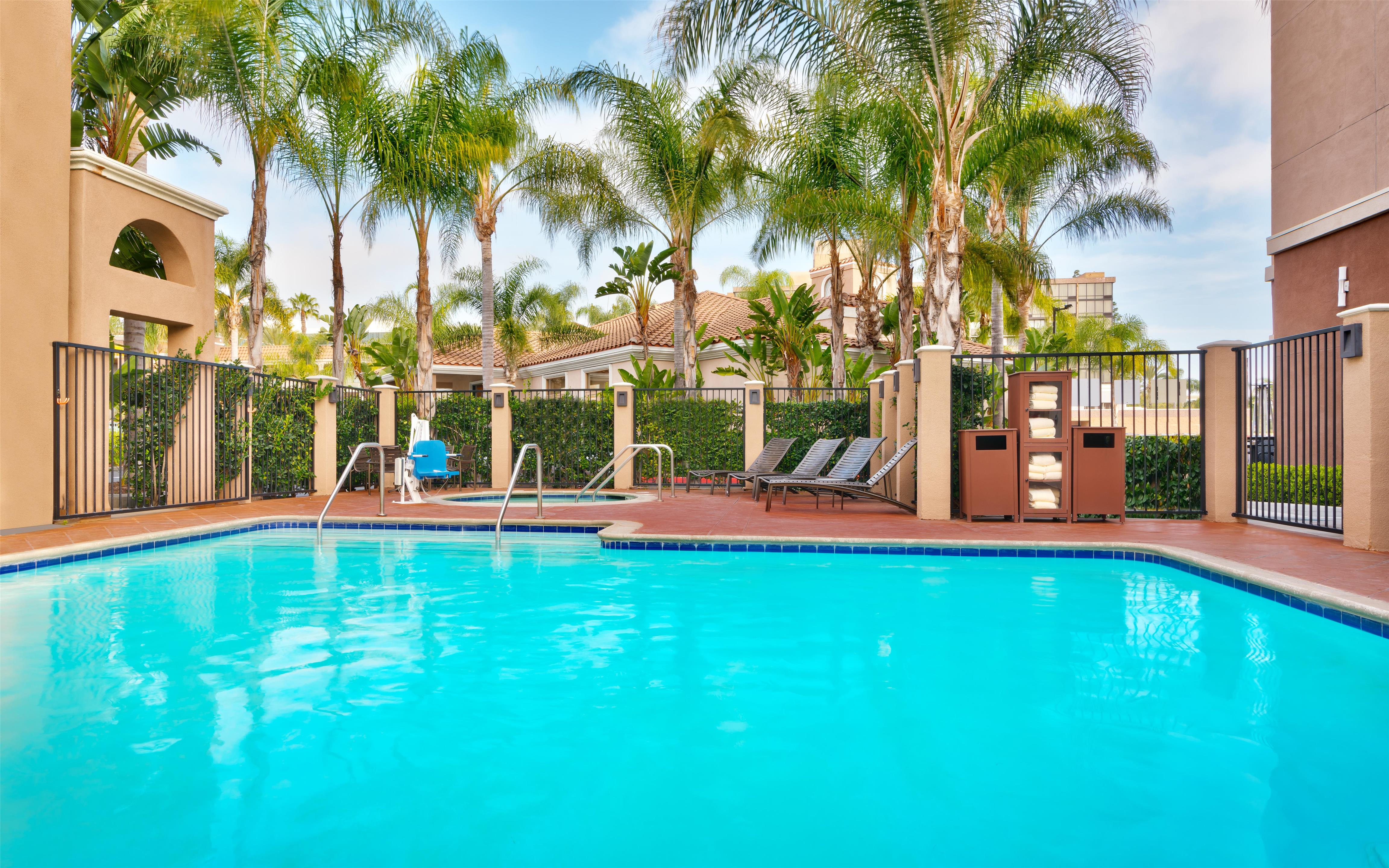 Pool | Hyatt Place at Anaheim Resort/Convention Center