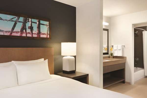  - Hyatt Place Hotel East Point - I-85, Exit 73