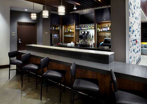 Bar - Hyatt Place Hotel Downtown Atlanta - I-75 & I-85, Exit 249A & 249B