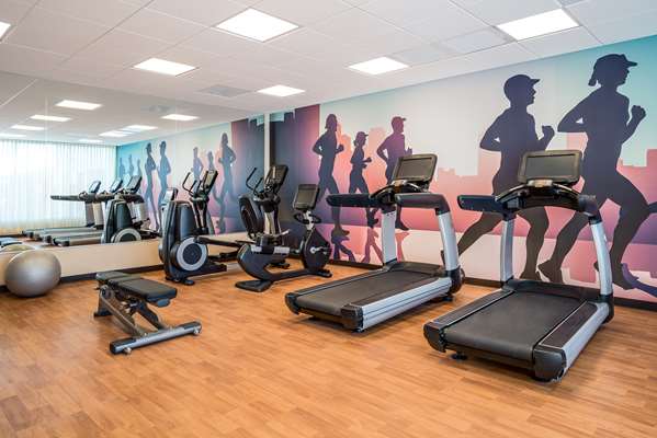 Fitness/ Exercise Room - Hyatt Place Hotel Downtown Atlanta - I-75 & I-85, Exit 249A & 249B