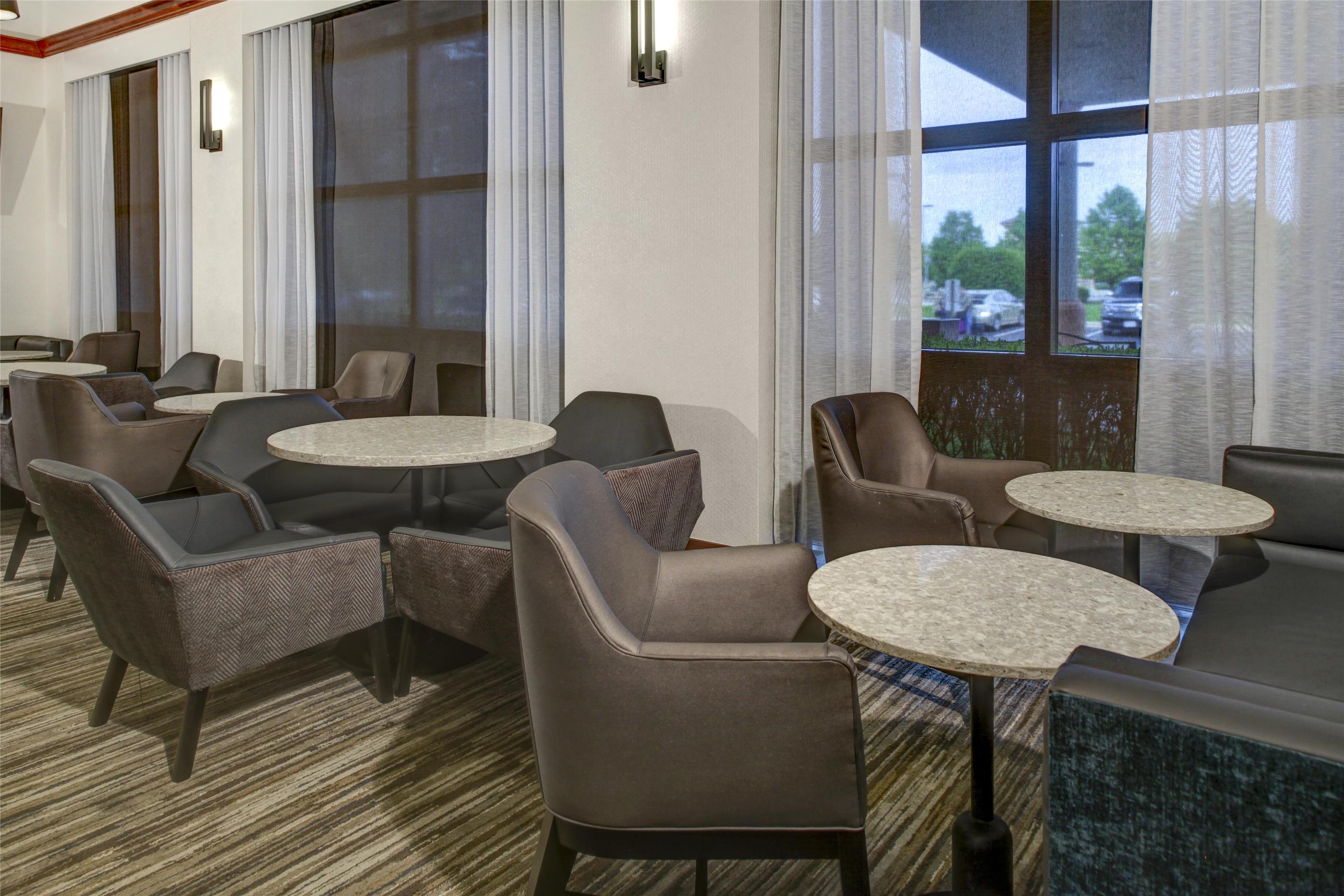 Bar Lounge | Hyatt Place Atlanta / Norcross / Peachtree