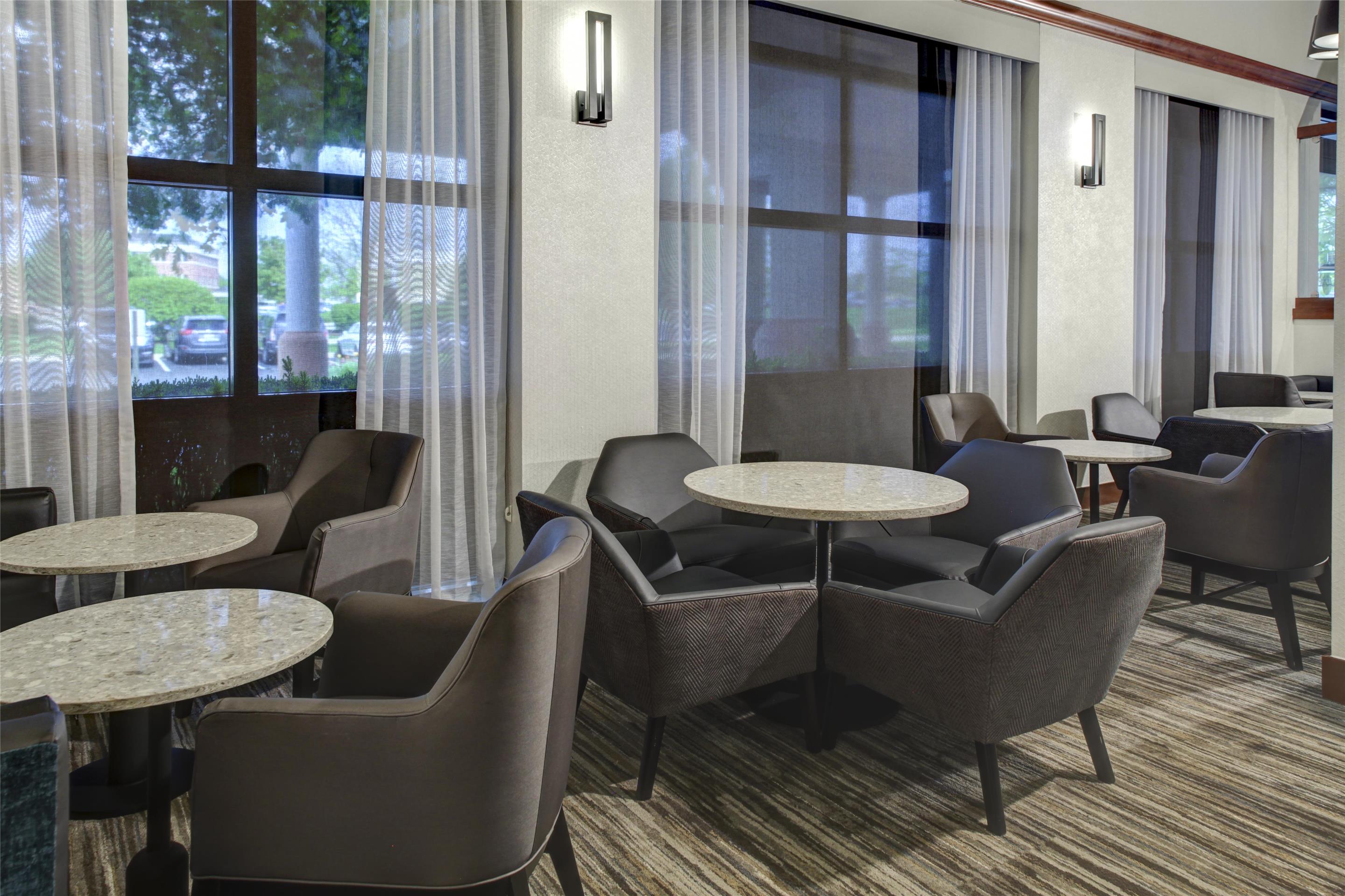 Bar Lounge | Hyatt Place Atlanta / Norcross / Peachtree