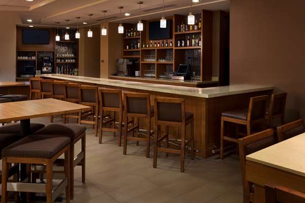 Bar - Hyatt Place Hotel Downtown Austin - I-35, Exit 234B
