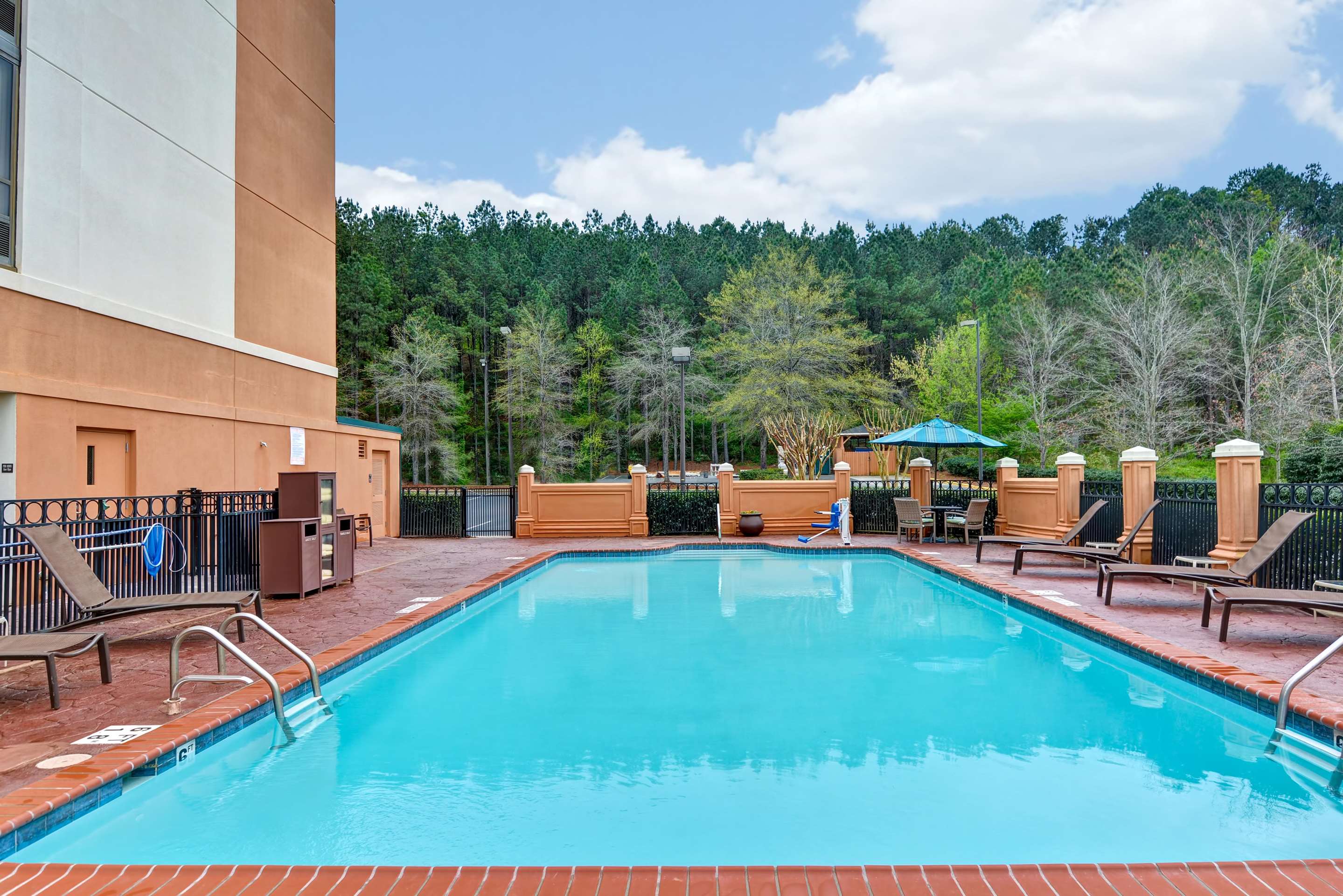 Pool | Hyatt Place Birmingham/Hoover