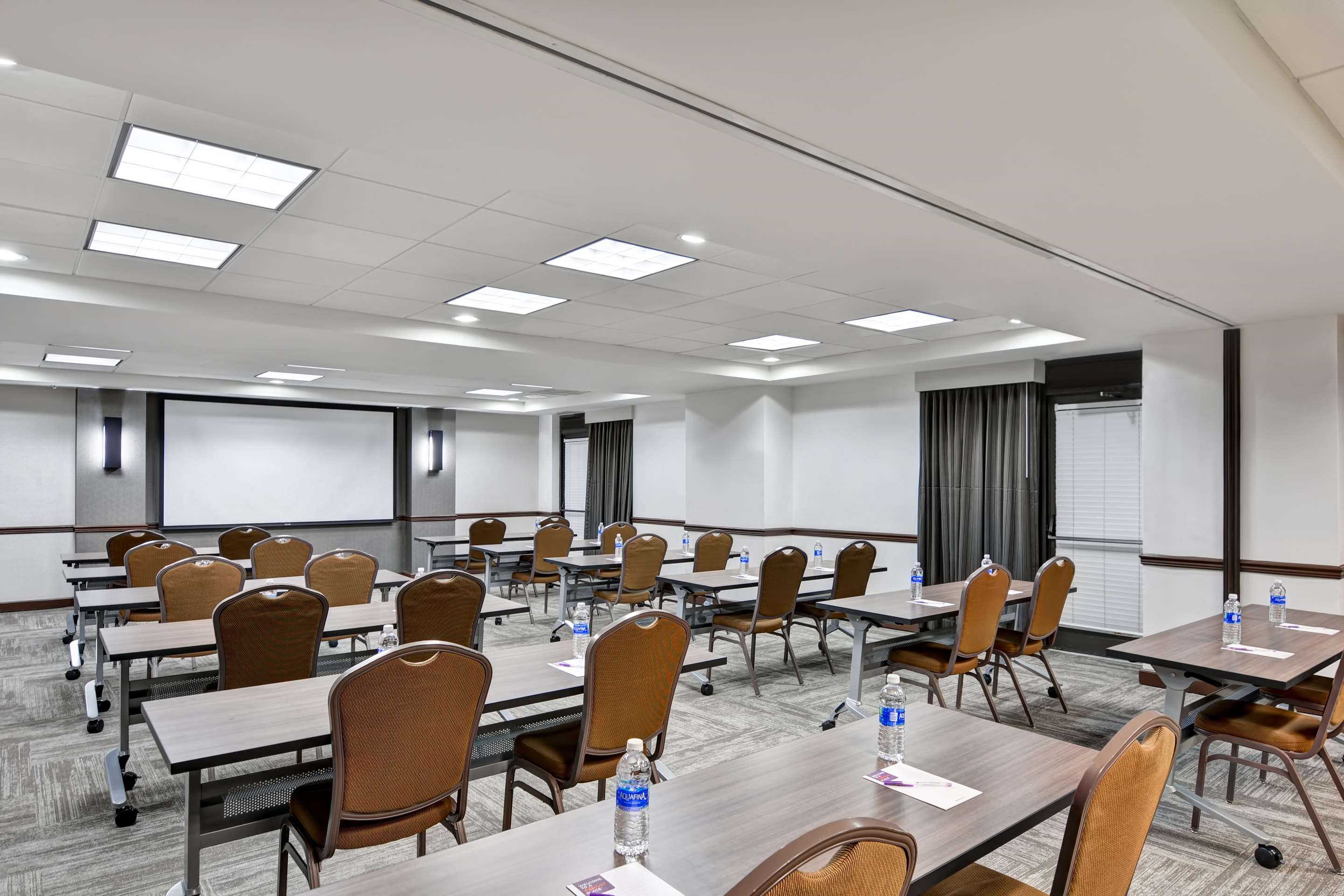 Meeting Room | Hyatt Place Birmingham/Hoover