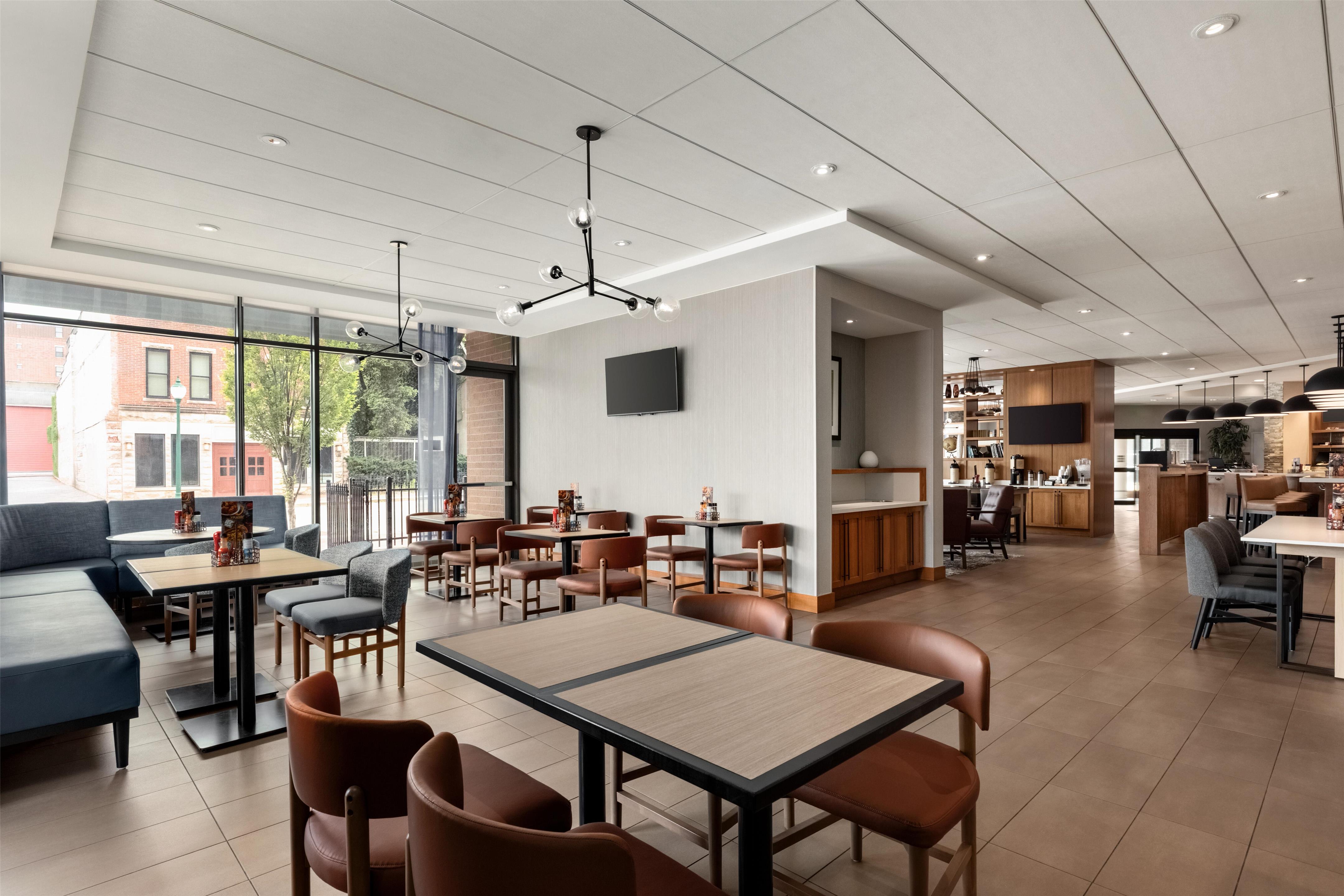 Restaurant | Hyatt Place Bloomington
