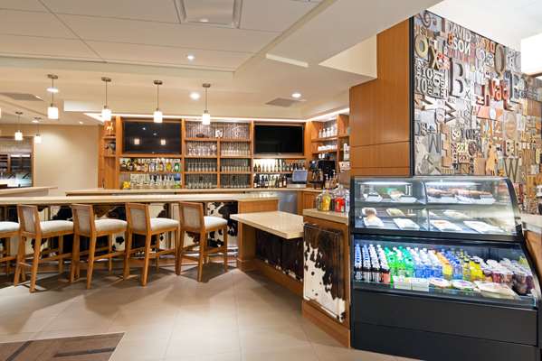 Bar - Hyatt Place Hotel Downtown Nashville