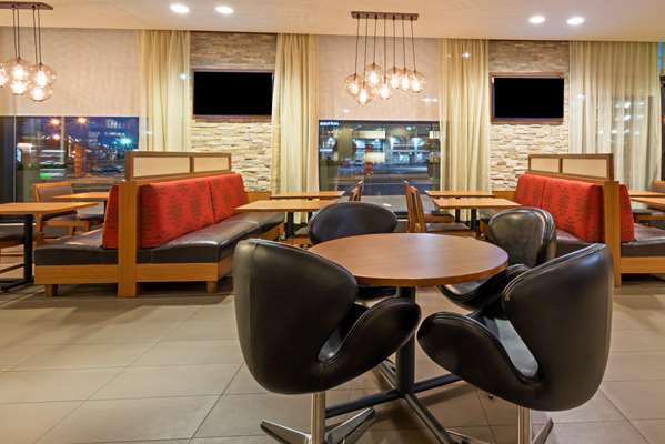 Bar - Hyatt Place Hotel Downtown Nashville