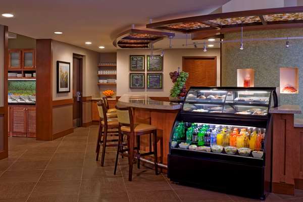 Bar - Hyatt Place Hotel Medford - I-93, Exit 23
