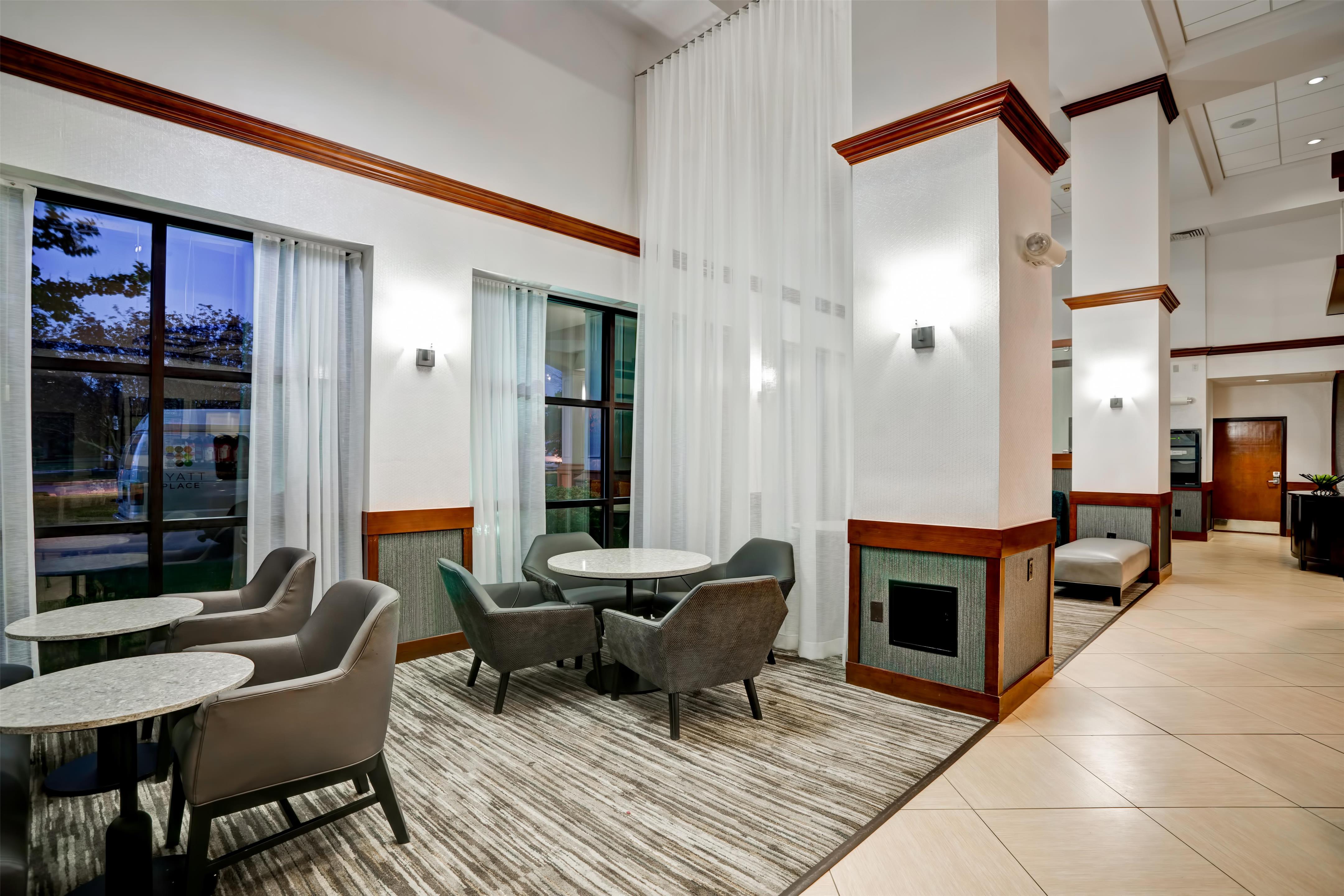 Lobby | Hyatt Place Baltimore/BWI Airport