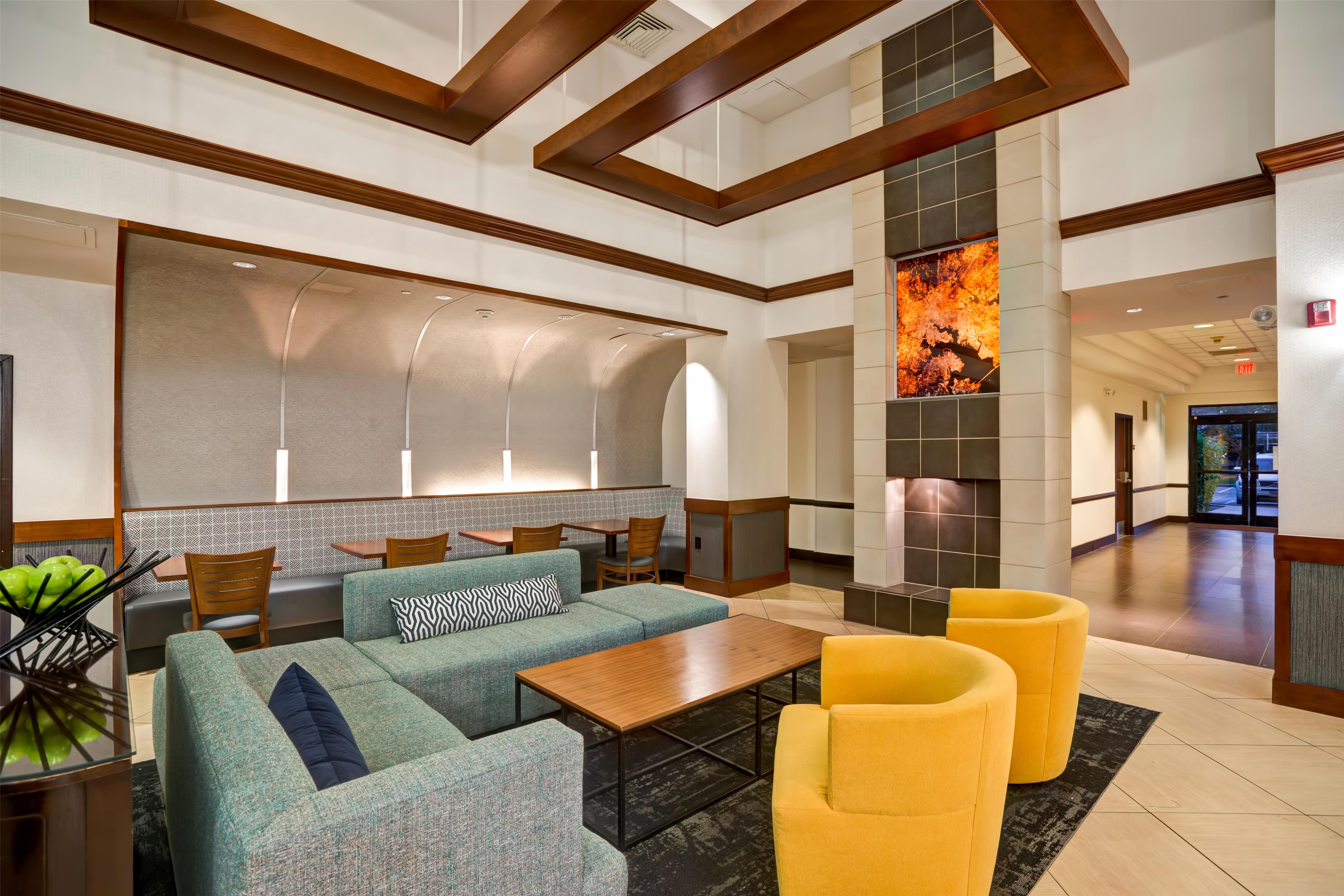 Lobby | Hyatt Place Baltimore/BWI Airport