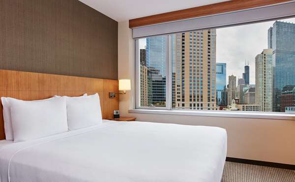  - Hyatt Place River North Chicago