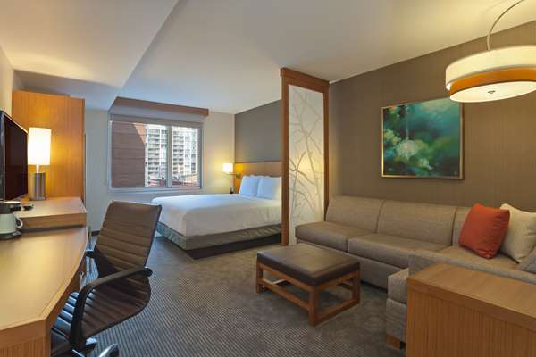  - Hyatt Place River North Chicago