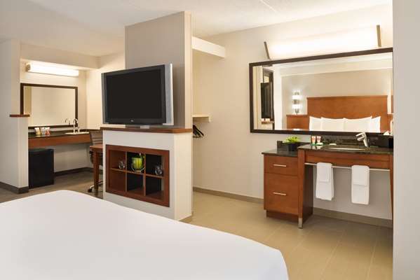  - Hyatt Place Hotel Schaumburg