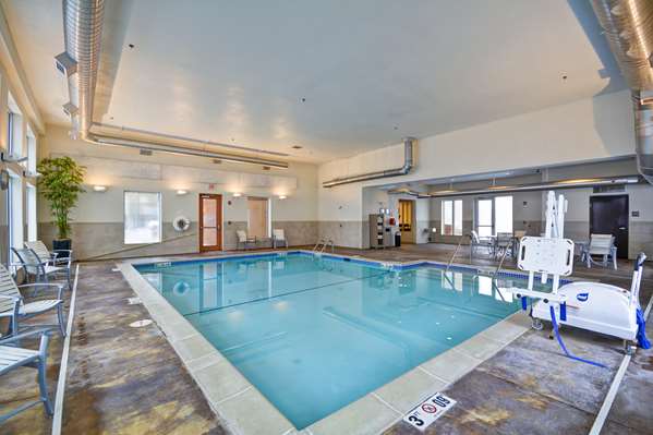 Pool - Hyatt Place Hotel Warrenville