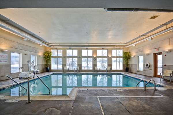 Pool - Hyatt Place Hotel Warrenville