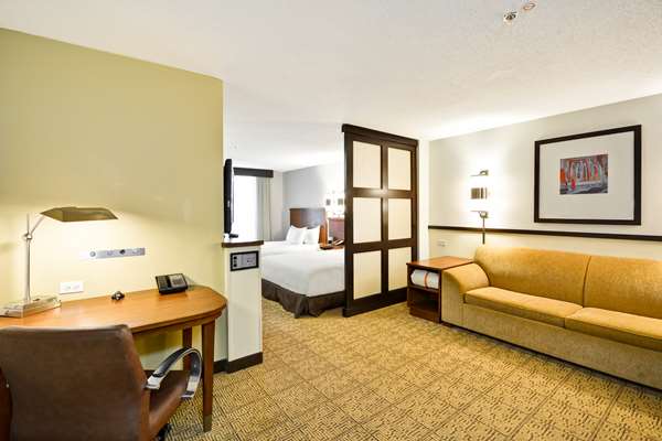 Suite - Hyatt Place Hotel Warrenville