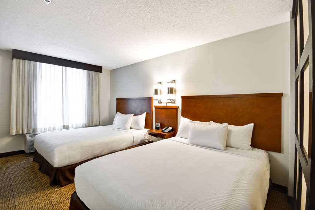 HYATT PLACE CHICAGO WARRENVILLE-guestroom-Guest Room,On-Site.jpg
