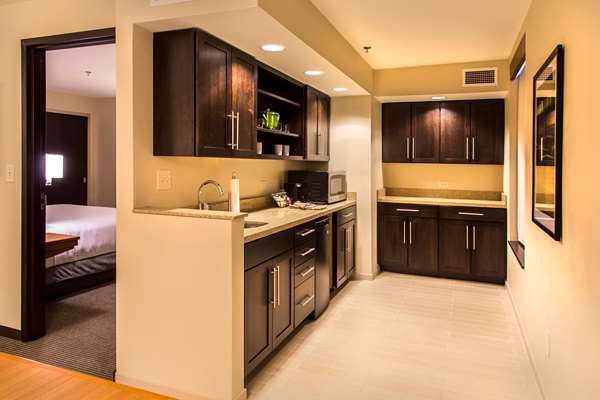 Suite - Hyatt Place Hotel Charlottesville