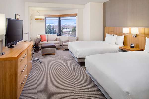  - Hyatt Place Hotel Cherry Creek Glendale - I-25, Exit 204