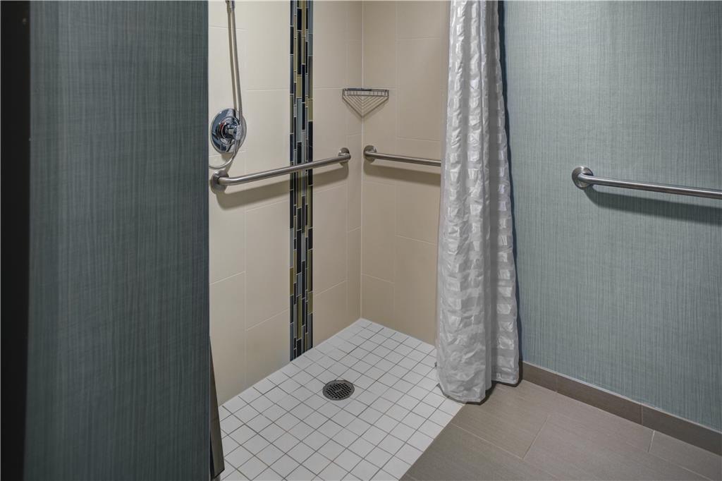 Hyatt Place Detroit/Auburn Hills - Tap to explore photos