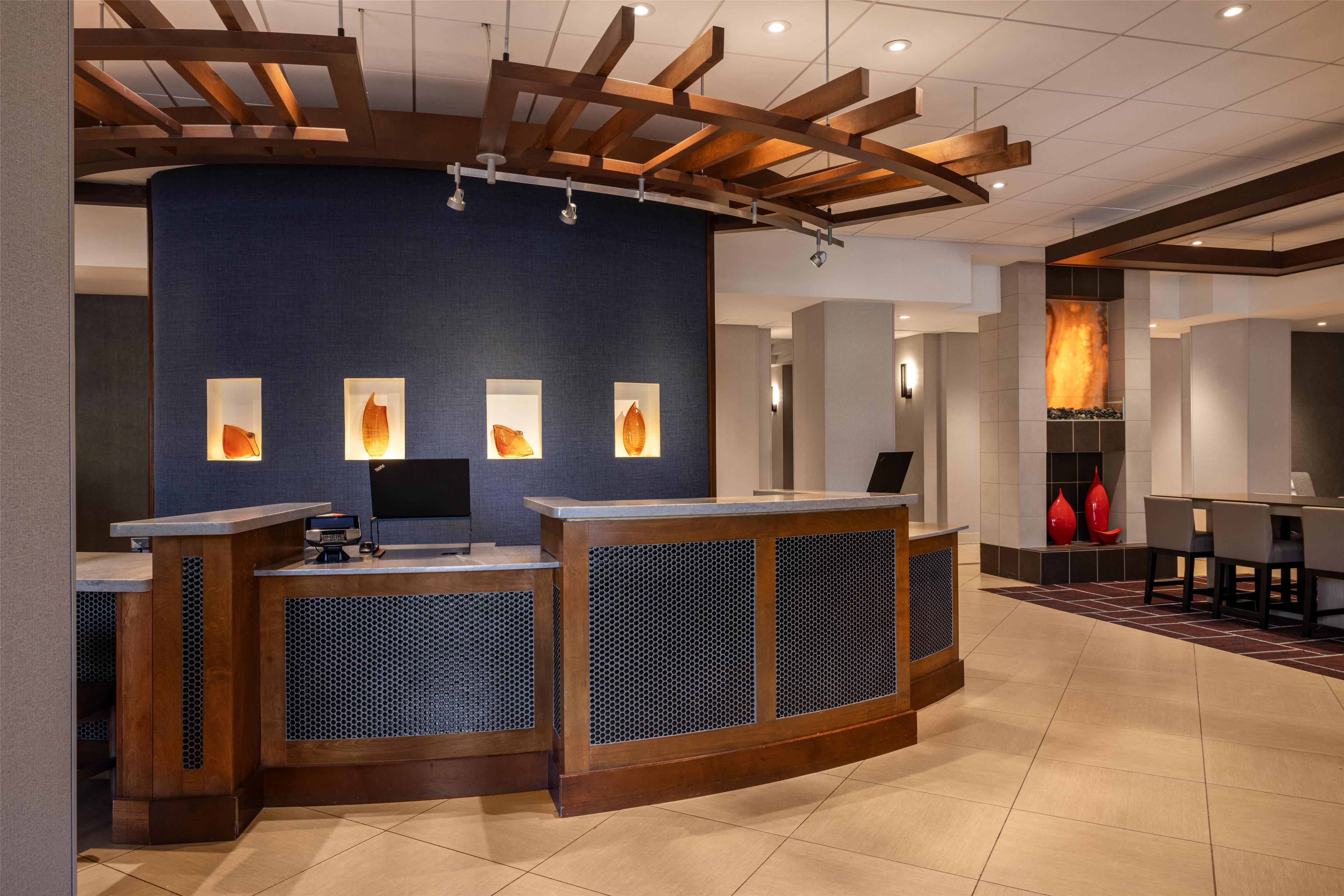 Lobby | Hyatt Place Utica