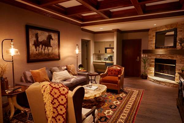 Suite - Hyatt Place Hotel Stockyards Fort Worth