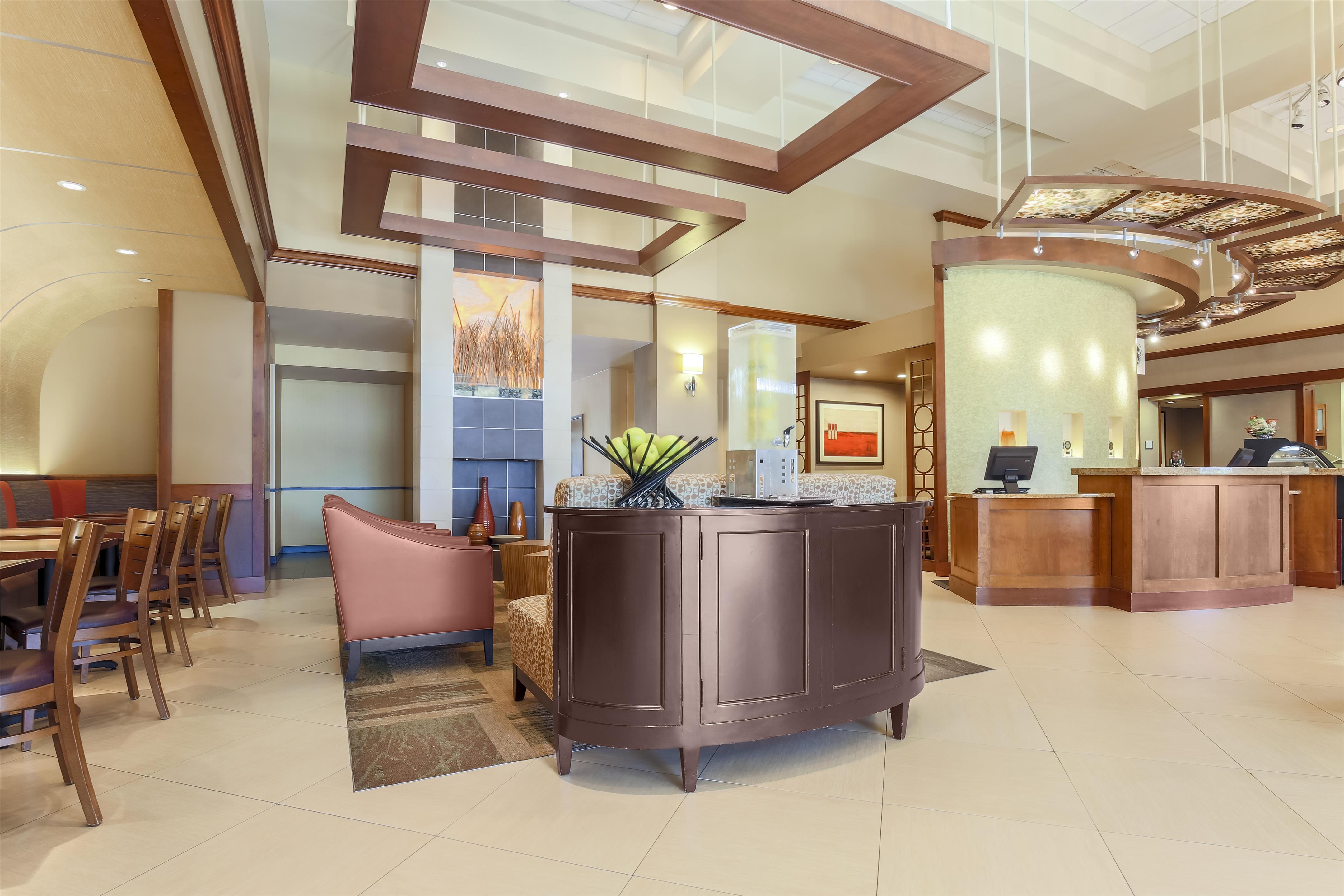 Lobby | Hyatt Place Fort Worth/Hurst