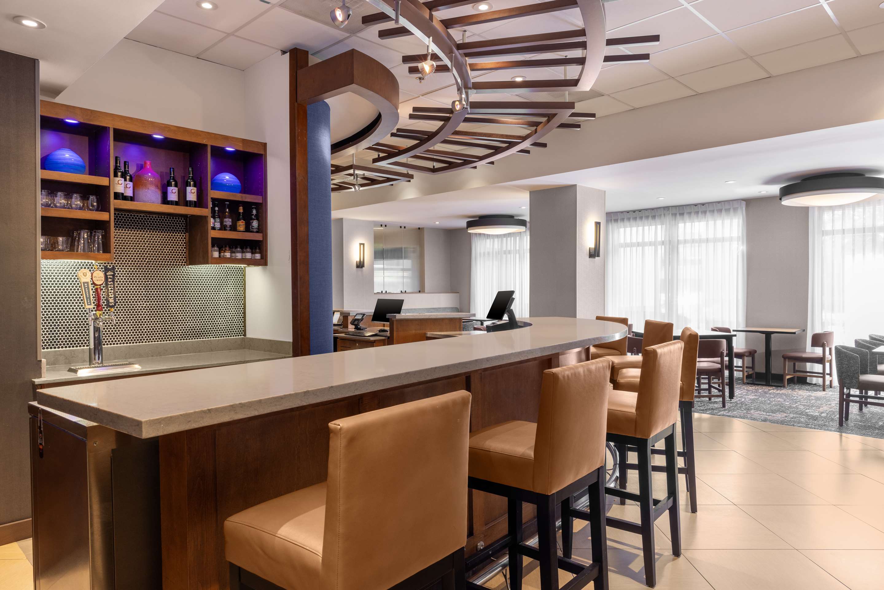 Bar Lounge | Hyatt Place Dallas-North/by the Galleria
