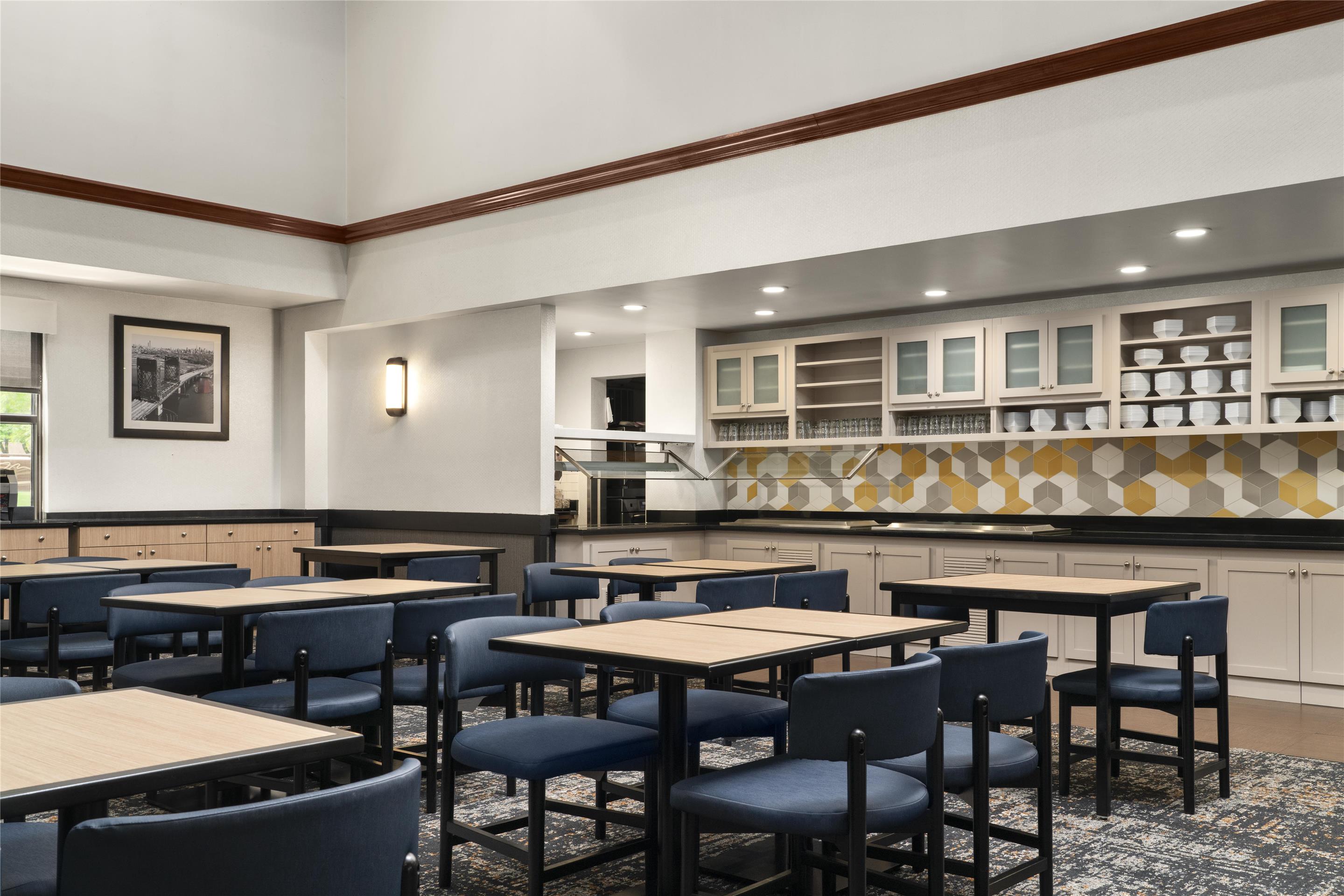 Restaurant | Hyatt Place Secaucus/Meadowlands