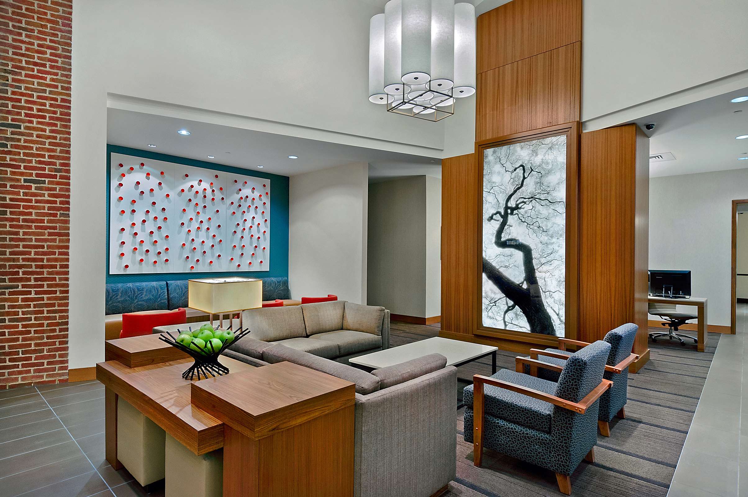 Lobby | Hyatt Place Fredericksburg at Mary Washington