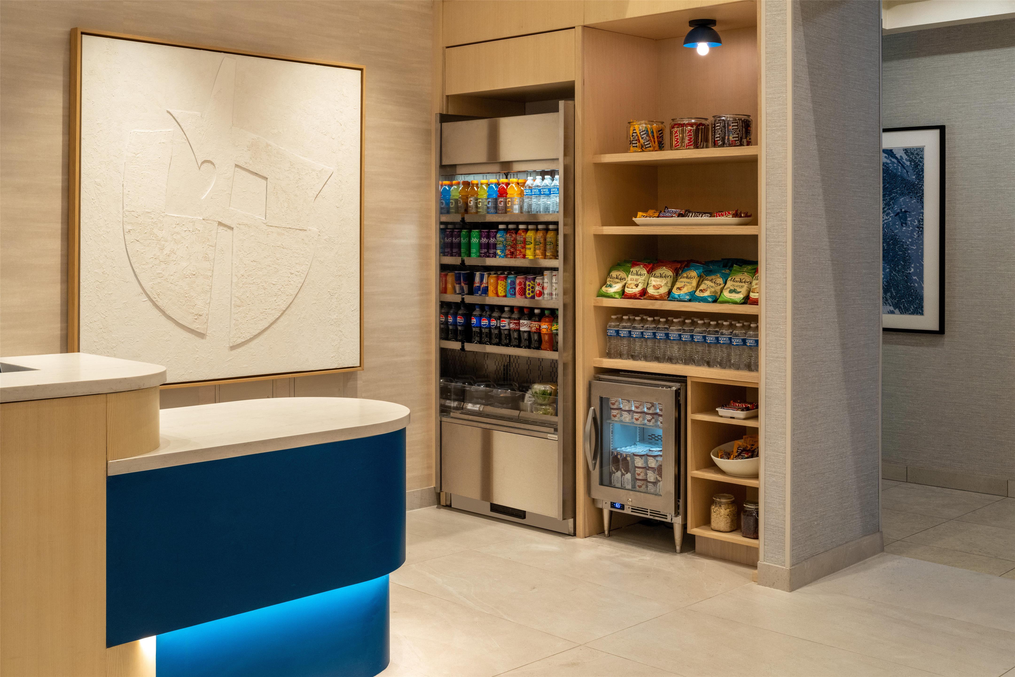 Lobby | Hyatt Place Fort Lauderdale Cruise Port