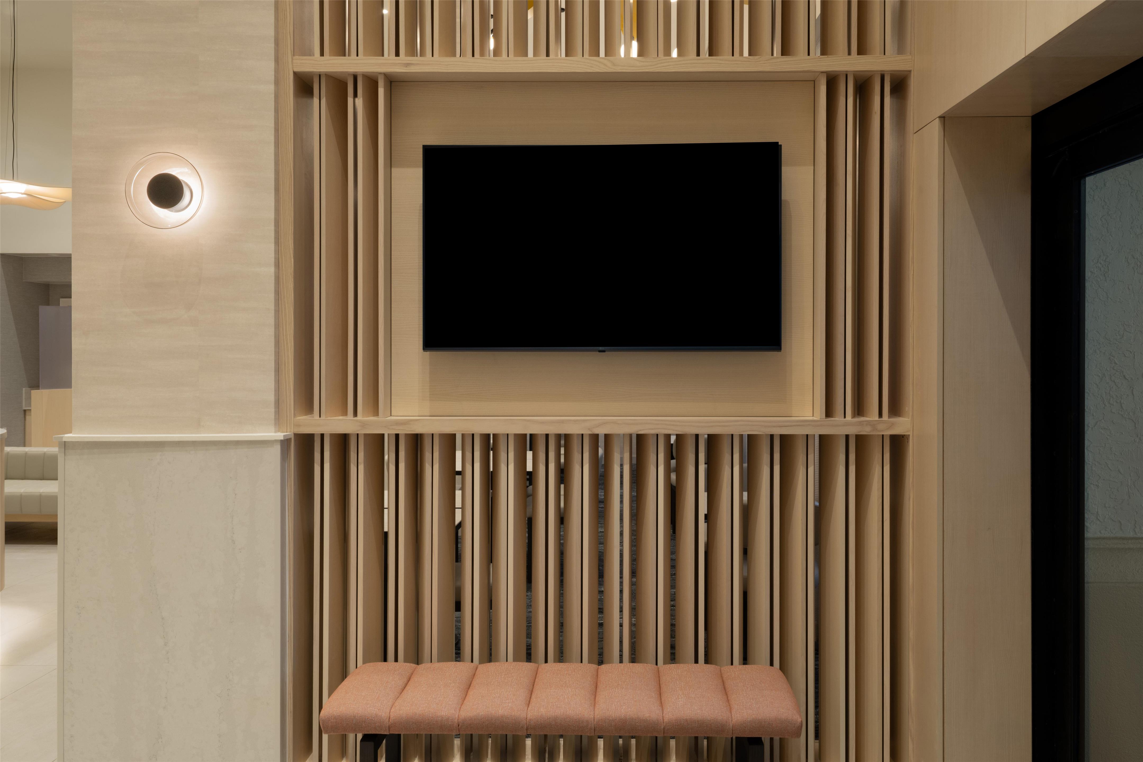 Lobby | Hyatt Place Fort Lauderdale Cruise Port